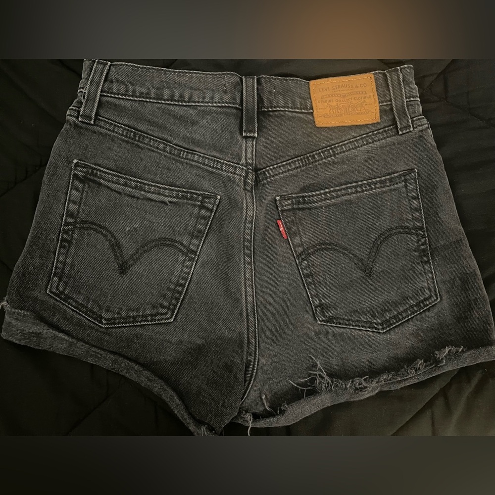 Levi’s Ribacge Shorts